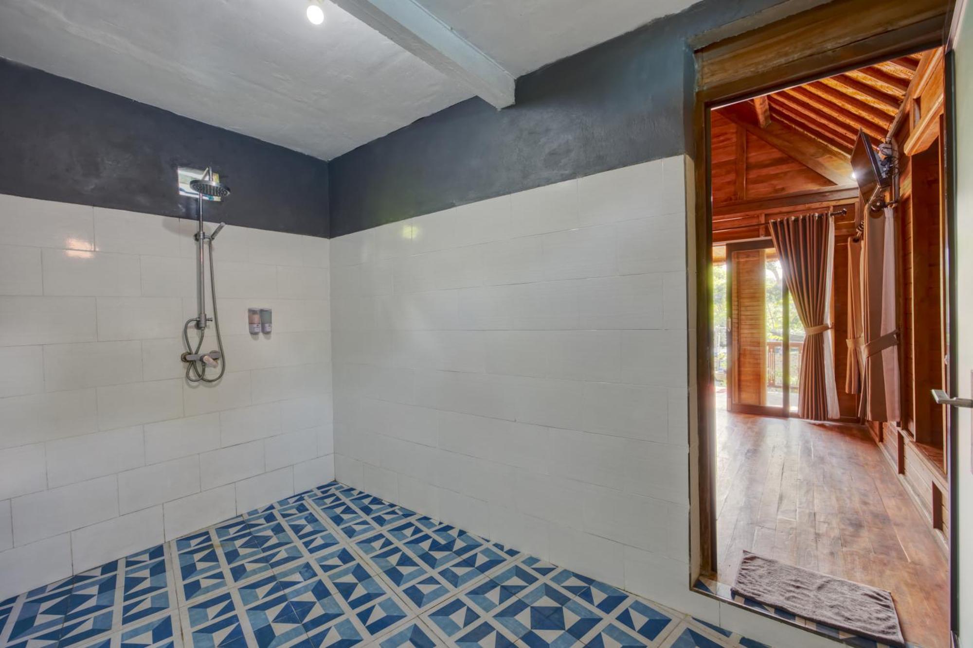 Ss Pangket Bungalow Toyapakeh Bilik gambar